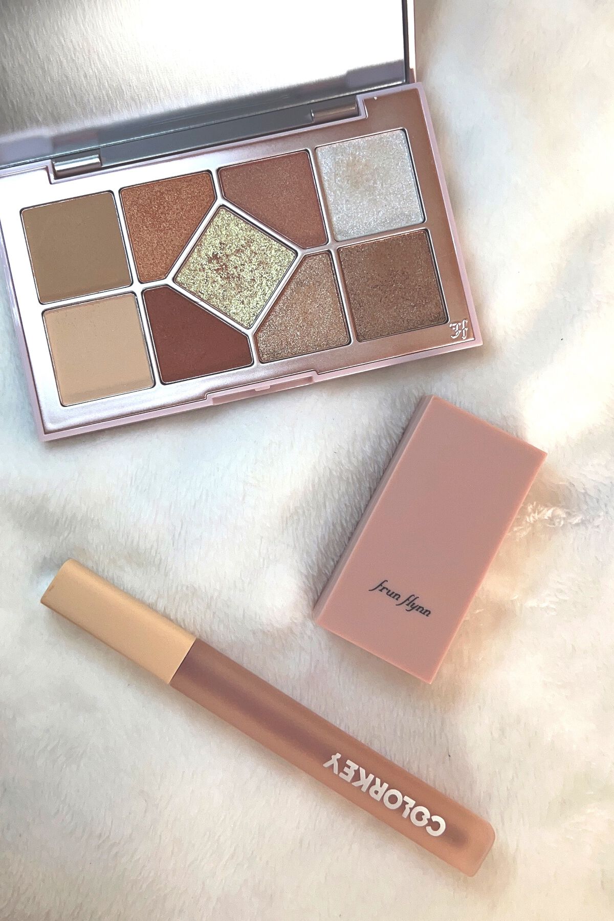 シャインユー アイシャドウパレット/frunflynn/アイシャドウパレットを使ったクチコミ（2枚目）