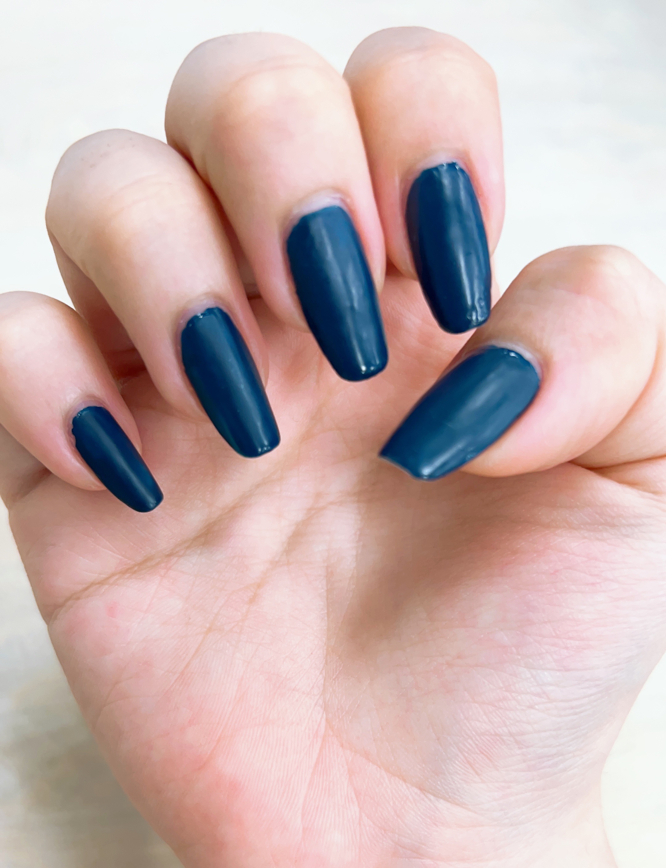 フレンドネイル(リニューアル品)	 2-28(33104)インディゴブルー/DAISO/マニキュアを使ったクチコミ（2枚目）