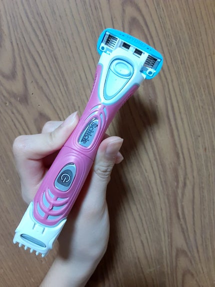 ハイドロシルク トリムスタイル ホルダー (刃付き)/ハイドロシルク/シェーバーを使ったクチコミ(1枚目)