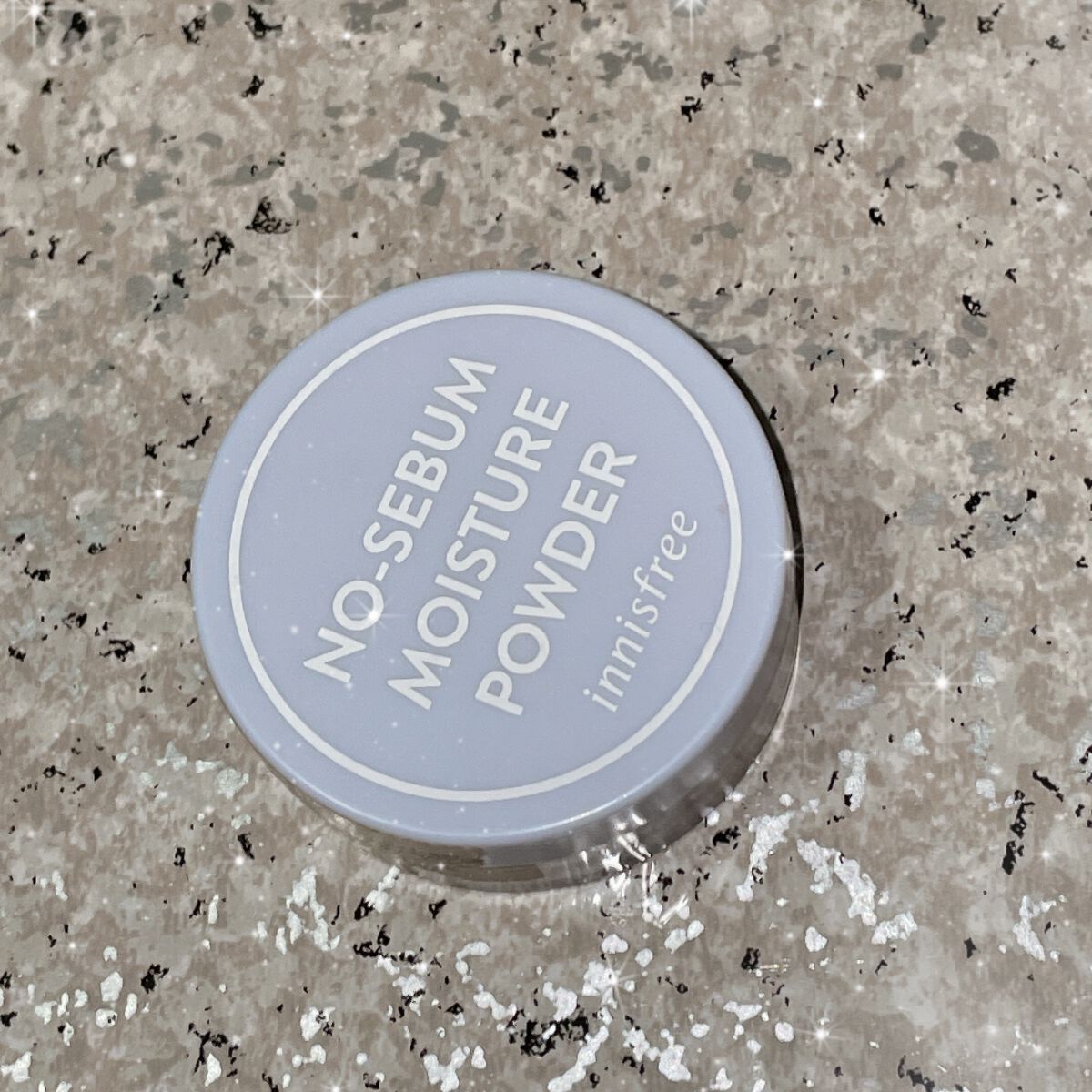 ノーセバム　ミネラルパウダー　N 2022年限定パッケージ/innisfree/ルースパウダーを使ったクチコミ（1枚目）
