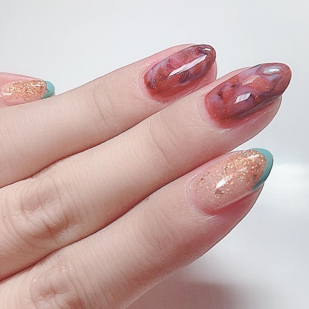 カラフルネイルズ/キャンメイク/マニキュアを使ったクチコミ(2枚目)