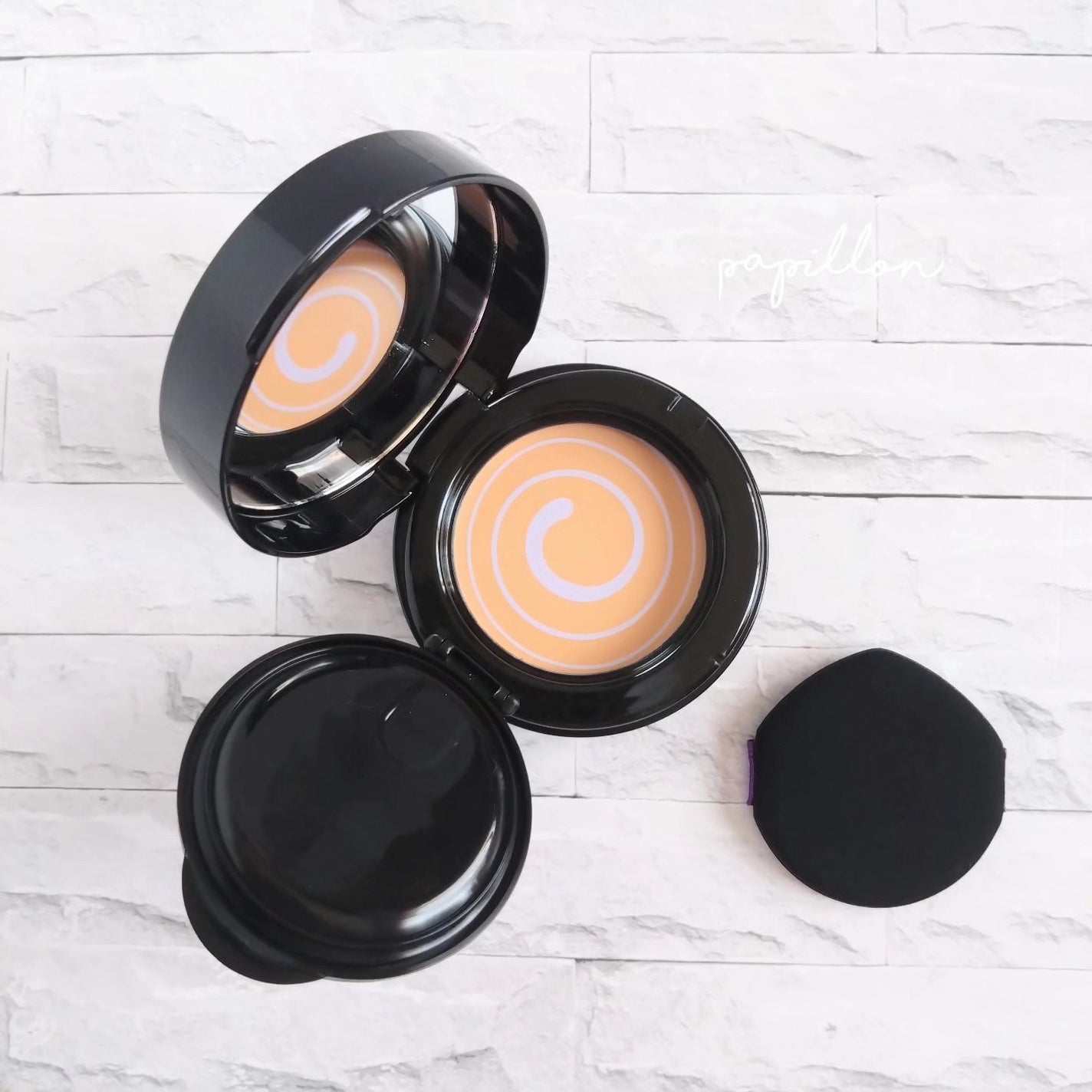 パーフェクトカバーオーロラバームクッション/Chic Blanco/その他ファンデーションを使ったクチコミ(3枚目)