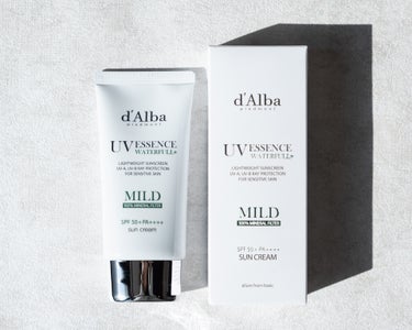 .
⁡
d'Alba(ダルバ) 
ウォータフルマイルドサンクリーム
⁡
SPF50+ PA++++
内容量：50ml
⁡
イタリアヴィーガン認証V-LABEL取得
肌に吸収されにくいノンナノ(NON-N