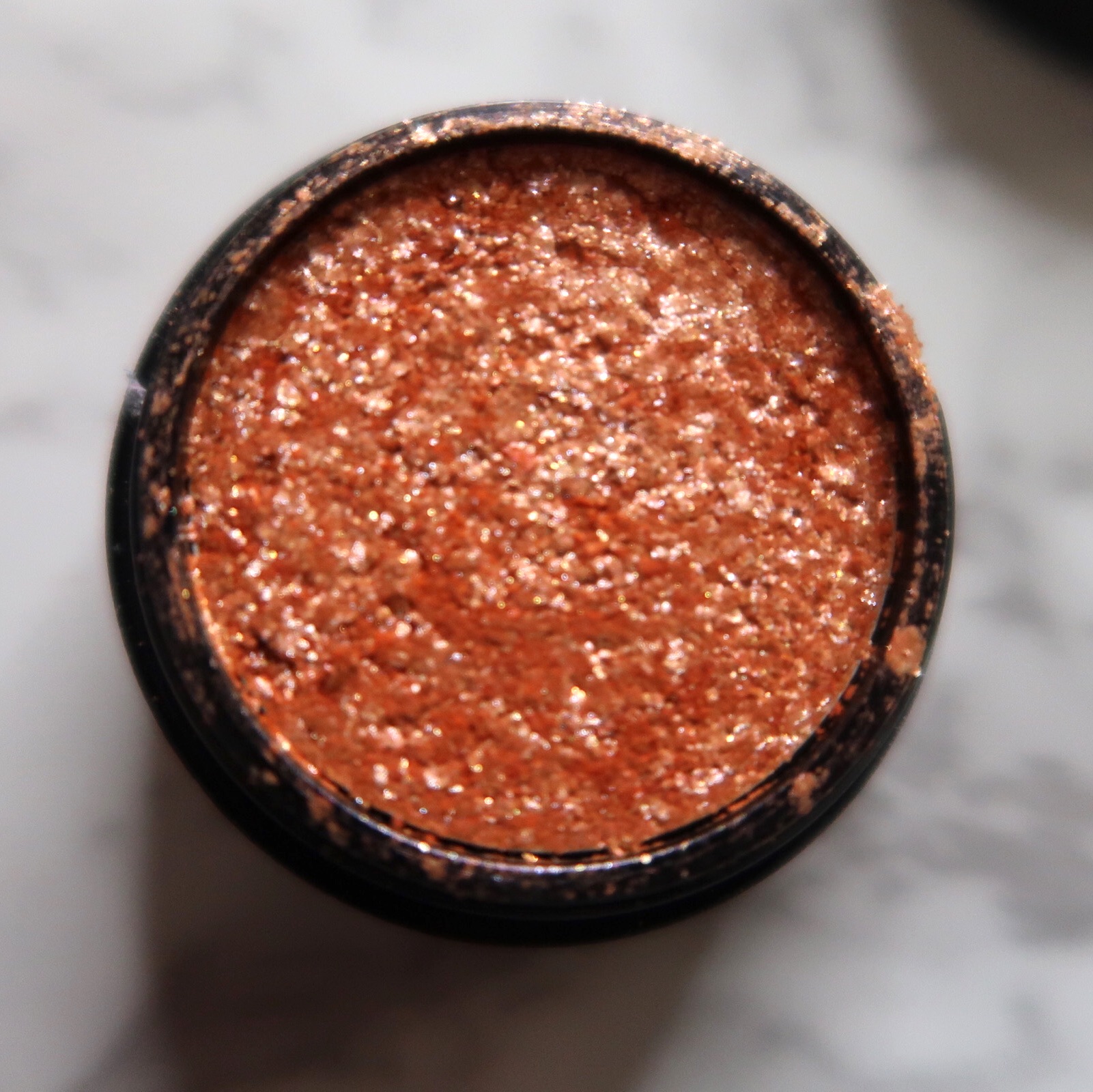 セルフィーフィックスピグメント/Witch's Pouch/単色アイシャドウを使ったクチコミ（2枚目）