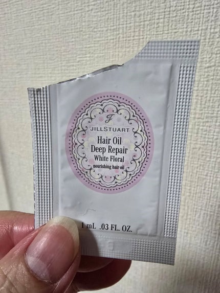 ジルスチュアート ホワイトフローラル ヘアオイル ディープリペア/JILL STUART/ヘアオイルを使ったクチコミ(1枚目)