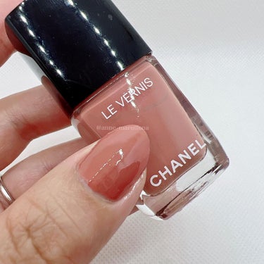 ヴェルニ ロング トゥニュ 943 エニグム＜数量限定色＞/CHANEL/マニキュアを使ったクチコミ（2枚目）