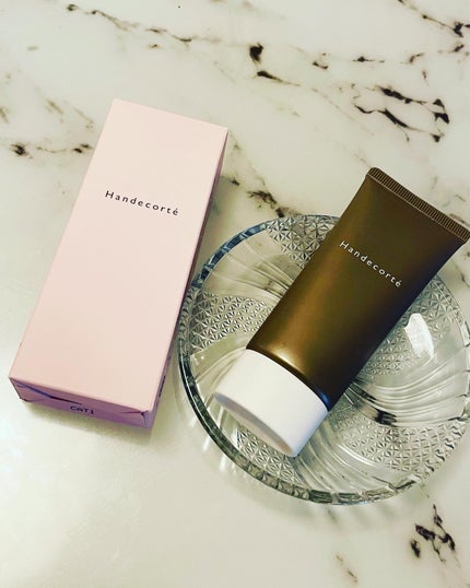 ハンデコルテ/キユートピア/ネック・デコルテケアを使ったクチコミ(1枚目)