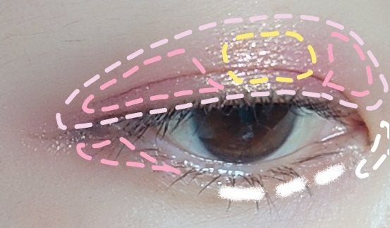 リュクス アイシャドウ クォード グロウ ウィズ ラブ コレクション/BOBBI BROWN/アイシャドウパレットを使ったクチコミ(3枚目)