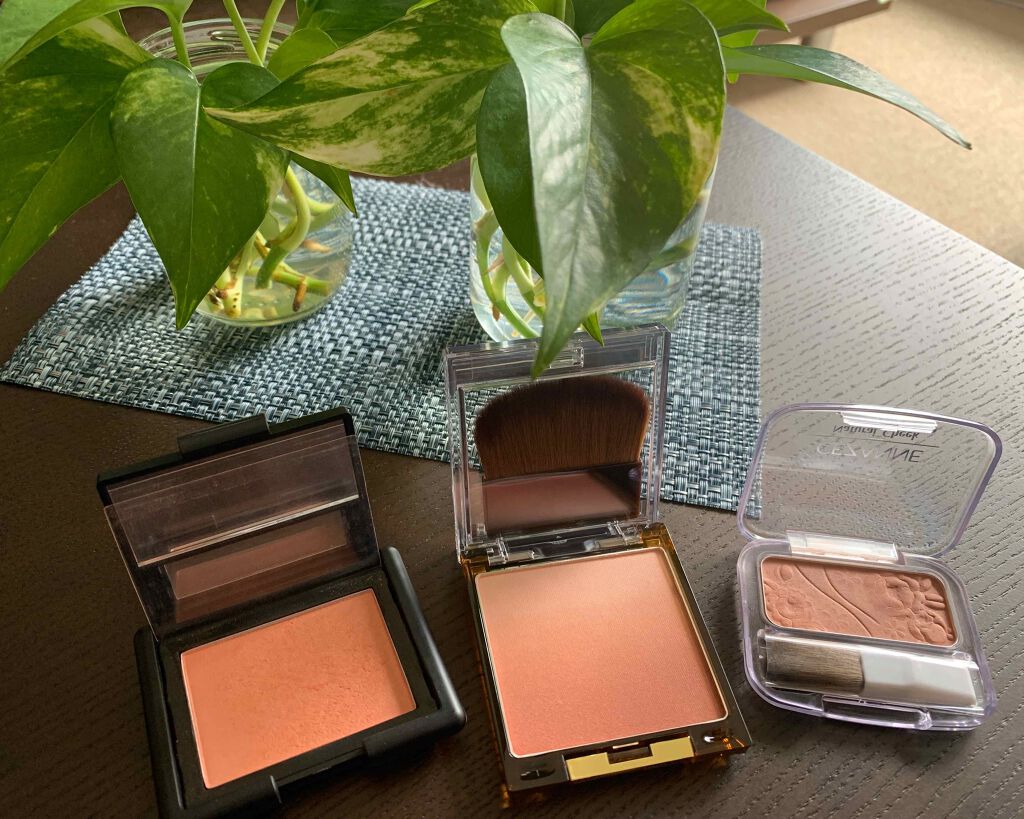 スタジオブラッシュ/e.l.f. Cosmetics/パウダーチークを使ったクチコミ（1枚目）