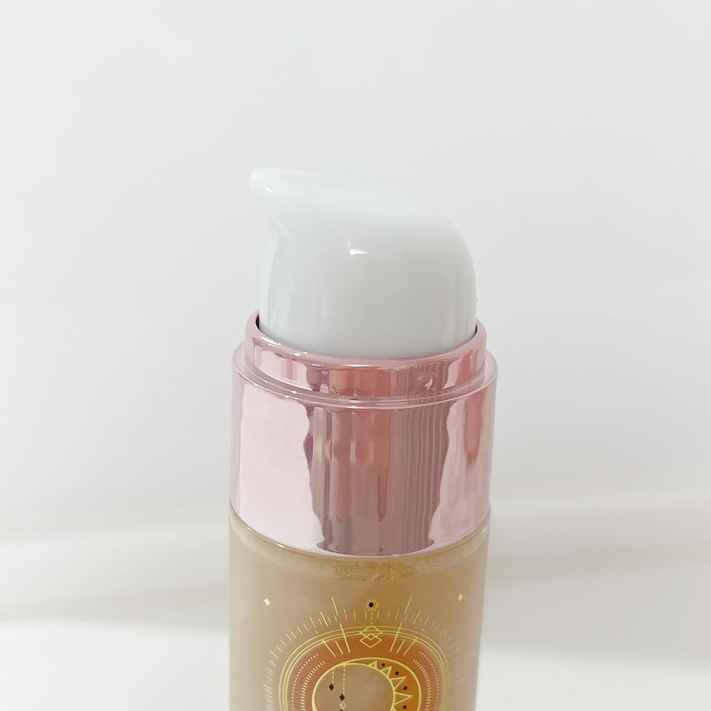 コラーゲンモイスチャースキンベース/illuN/化粧下地を使ったクチコミ(2枚目)