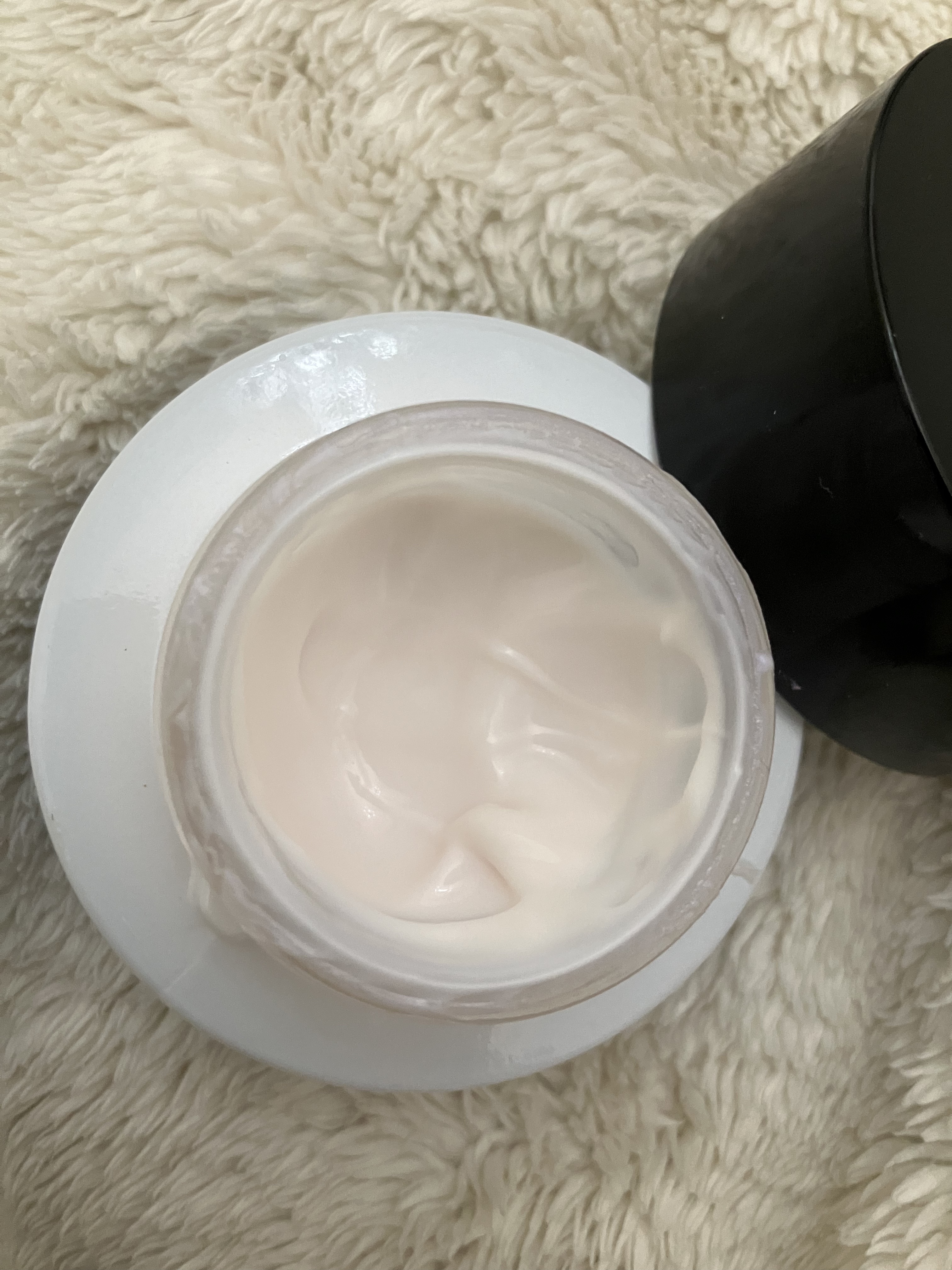 クリーム　イン　デイ/KANEBO/フェイスクリームを使ったクチコミ（2枚目）