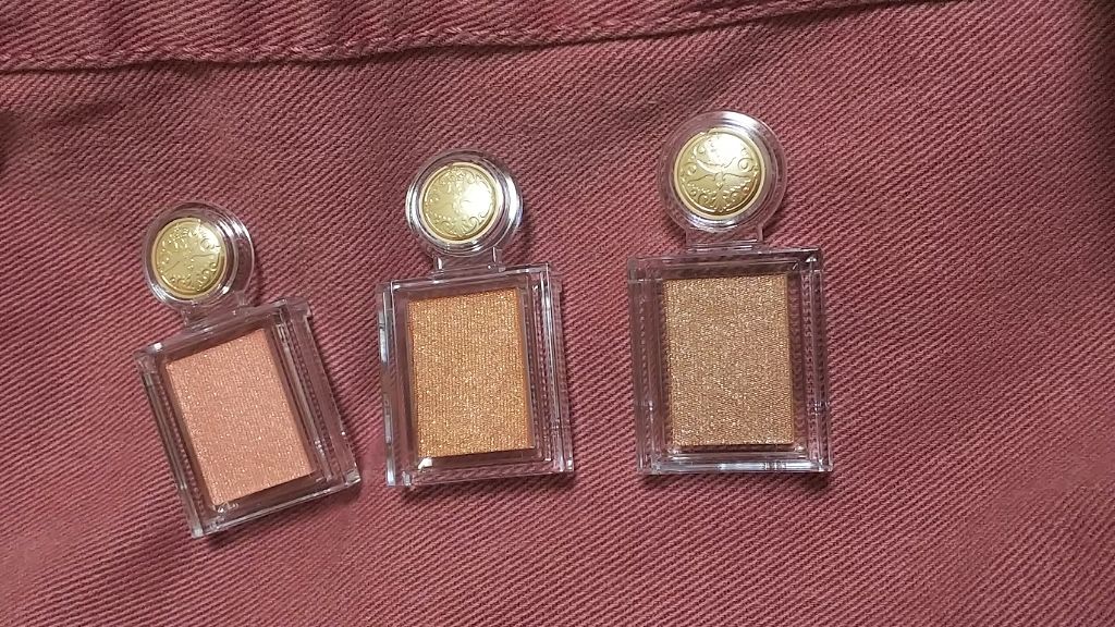 シャドーカスタマイズ/MAJOLICA MAJORCA/単色アイシャドウを使ったクチコミ(2枚目)