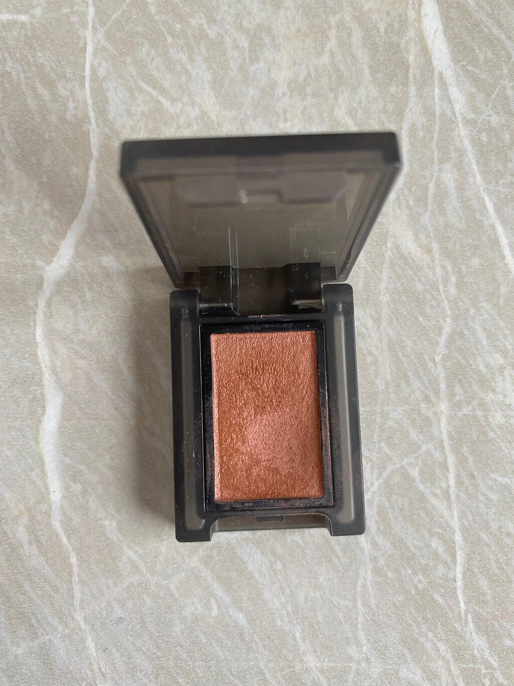 セルヴォーク ヴォランタリー アイズ/Celvoke/単色アイシャドウを使ったクチコミ(2枚目)