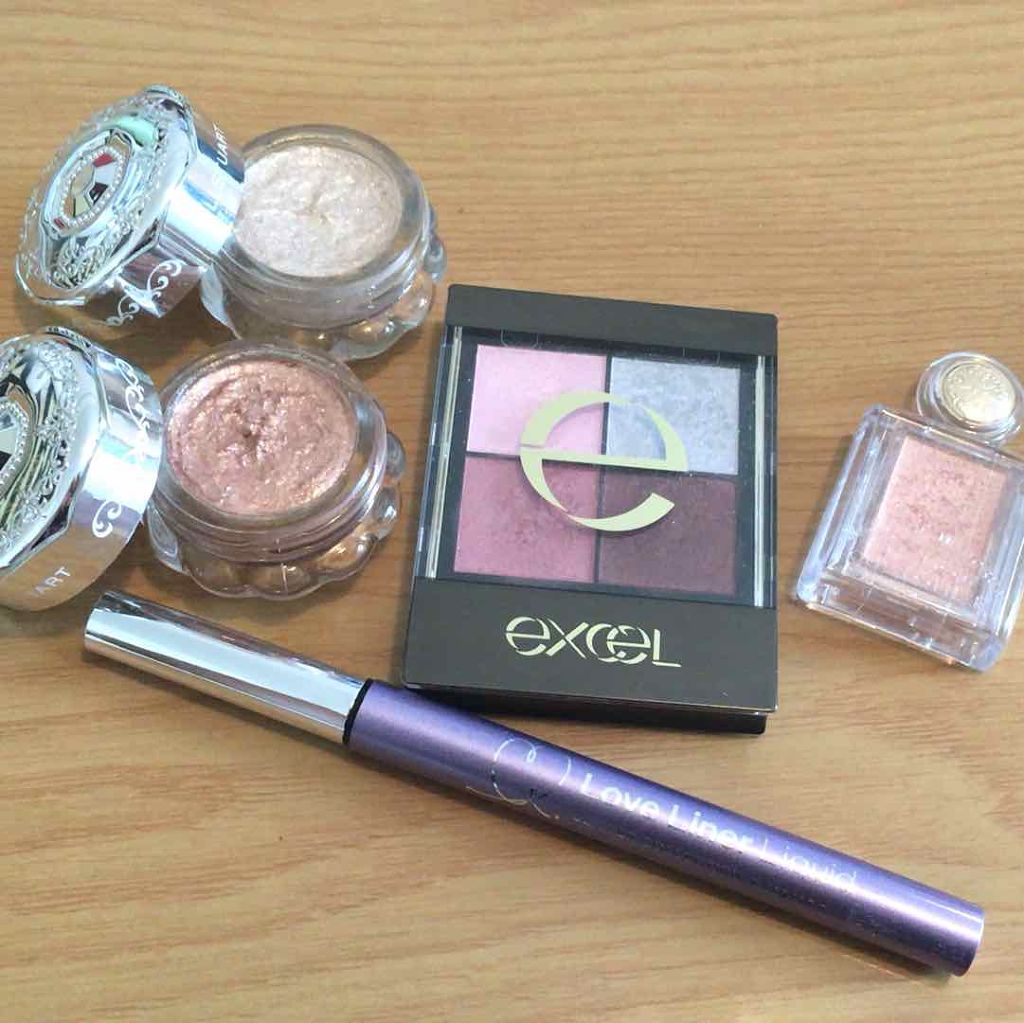 リアルクローズシャドウ/excel/アイシャドウパレットを使ったクチコミ（1枚目）