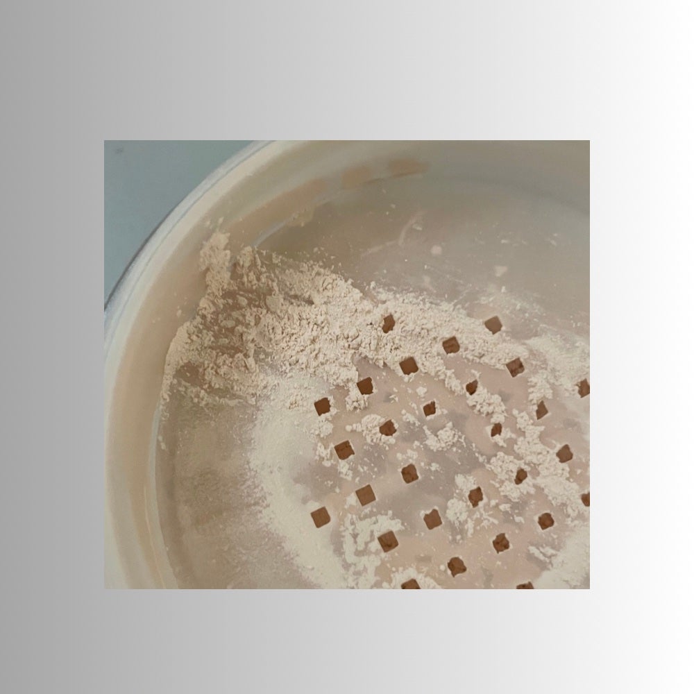 プードゥル ユニヴェルセル リーブル N/CHANEL/ルースパウダーを使ったクチコミ(2枚目)