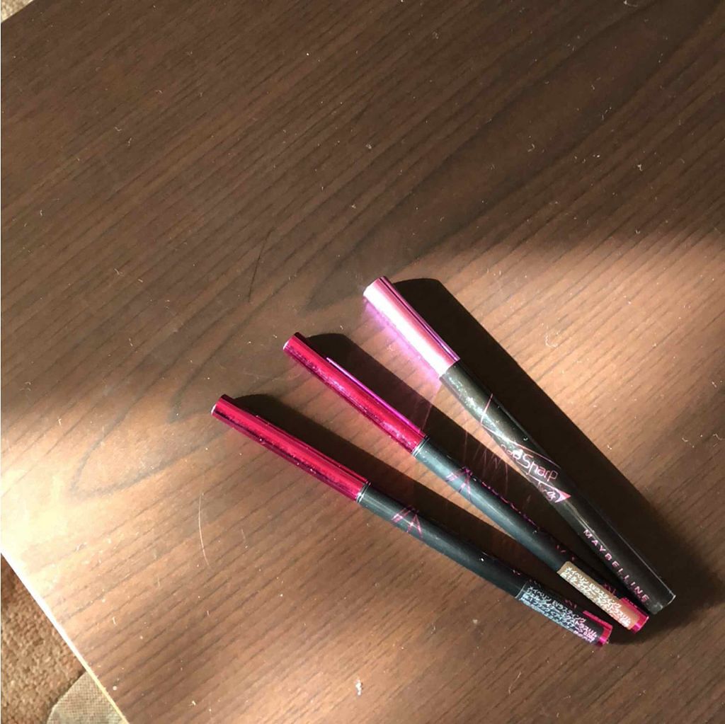 ハイパーシャープ ウィング ライナー/MAYBELLINE NEW YORK/リキッドアイライナーを使ったクチコミ(1枚目)