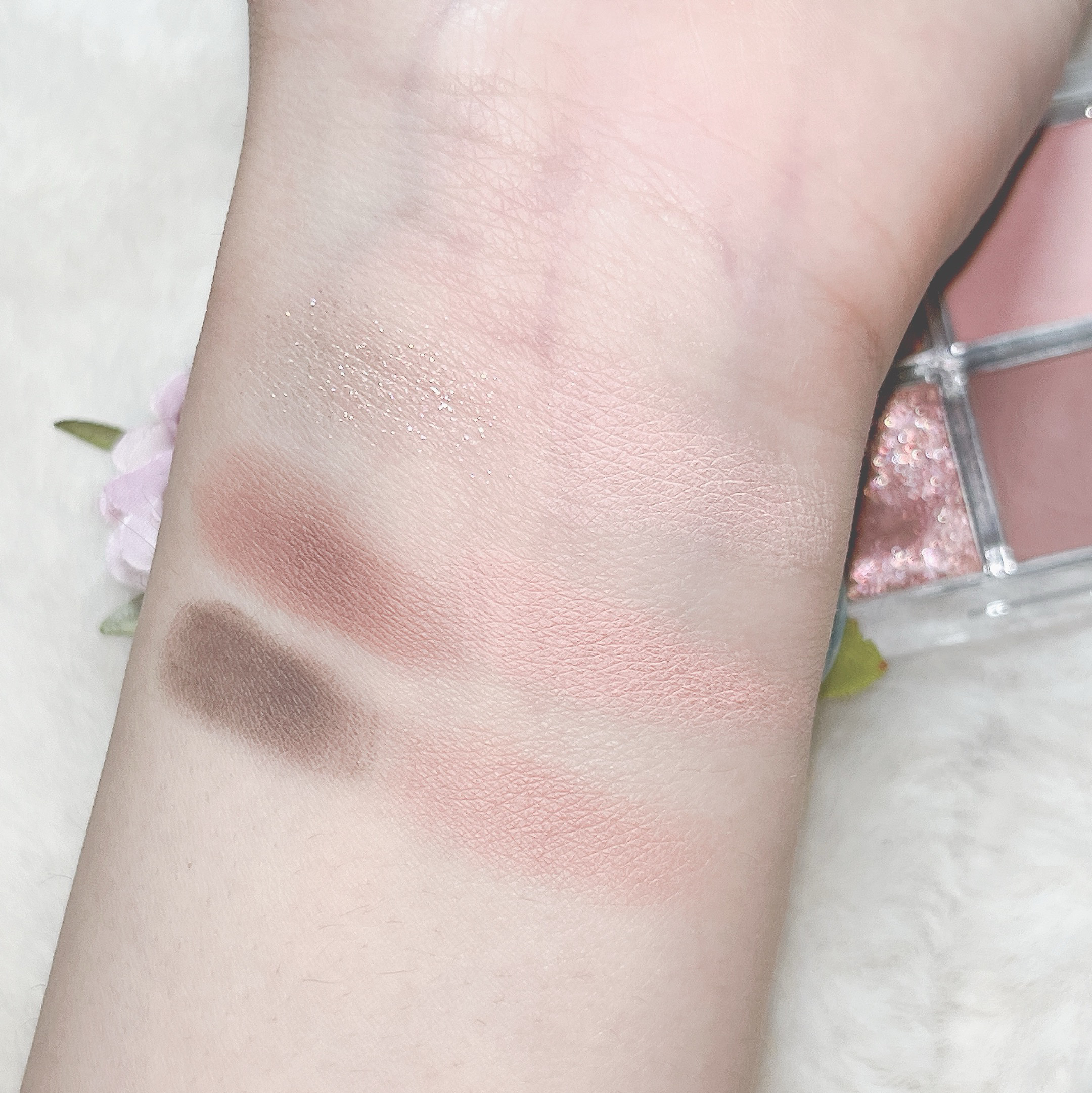 レディートゥーウェアアイパレット/BBIA/アイシャドウパレットを使ったクチコミ（3枚目）