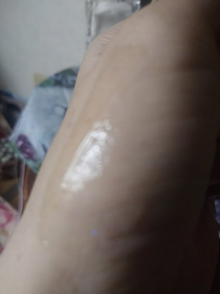 xixi MOISTU RZING/xixi/リップグロスを使ったクチコミ（3枚目）