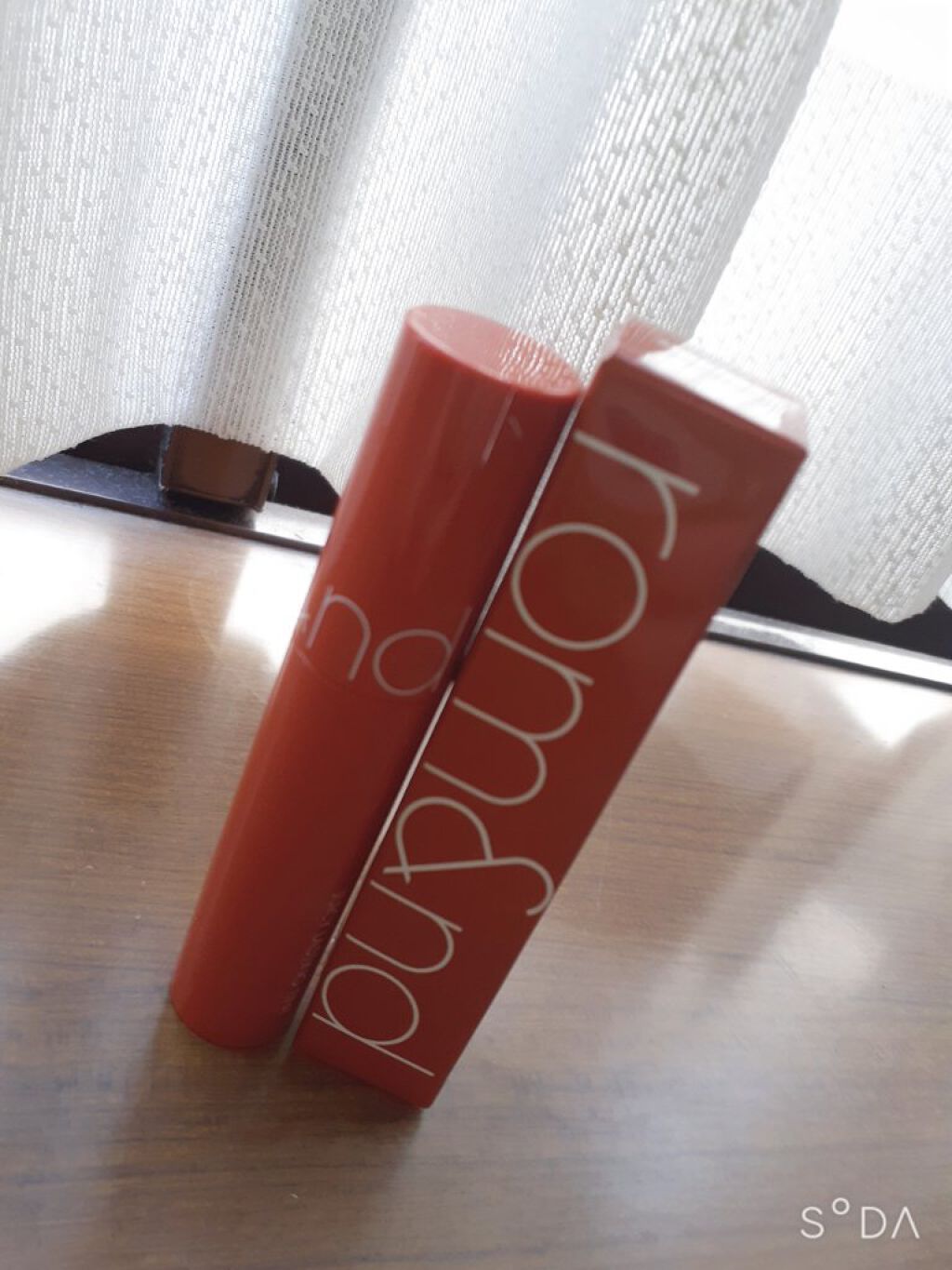 ジューシーラスティングティント/rom&nd/リップティントを使ったクチコミ（1枚目）