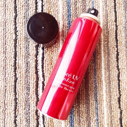 ビオレ ビオレUV アスリズム スキンプロテクトスプレー のクチコミ「こういったスプレータイプの日焼け止めは夏に1本あると重宝します。
急に出掛けるときに気軽にシ.....」(2枚目)