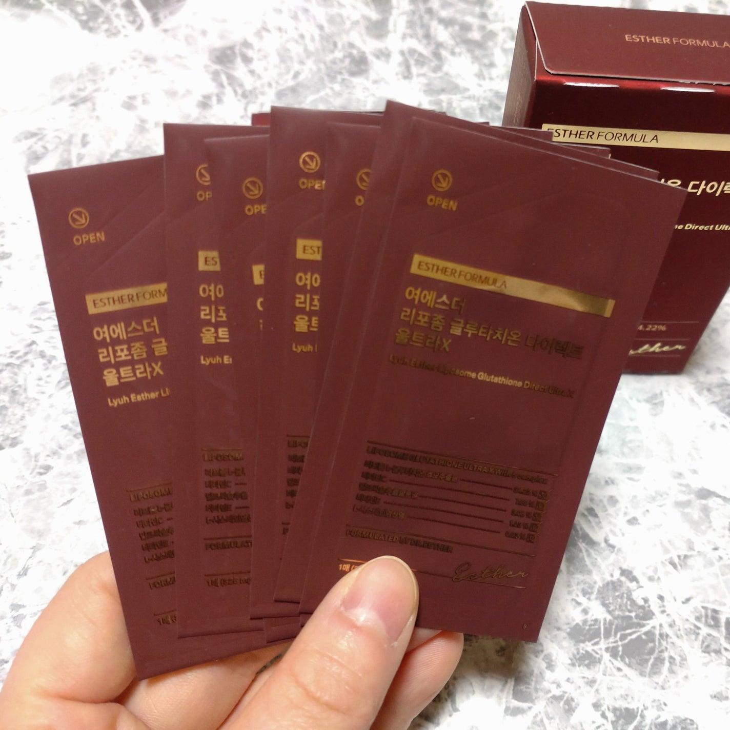 ヨエスターGLTダイレクトウルトラX/ESTHER FORMULA/美容サプリメントを使ったクチコミ(1枚目)