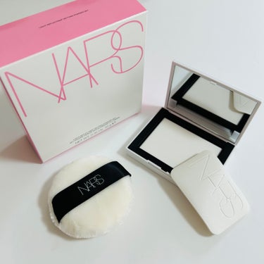 NARS ライトリフレクティングセッティングパウダー　プレスト　Nのクチコミ「
▪️NARS▪️
限定
LIGHT REFLECTING SETTING POWDER SE.....」（1枚目）