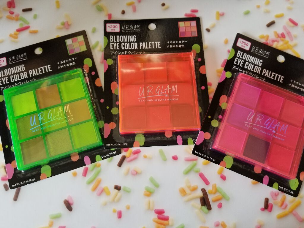 UR GLAM BLOOMING EYE COLOR PALETTE/U R GLAM/アイシャドウパレットを使ったクチコミ(3枚目)