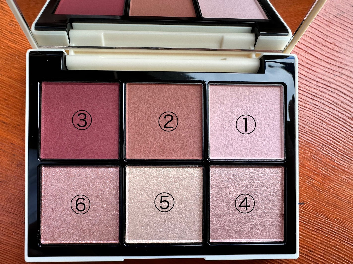 アイデザイナー/SNIDEL BEAUTY/アイシャドウパレットを使ったクチコミ(3枚目)