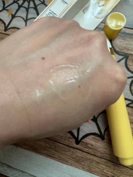 V9ビタミンアンプルロールオンアイクリームクリア/JMsolution/アイケア・アイクリームを使ったクチコミ(5枚目)