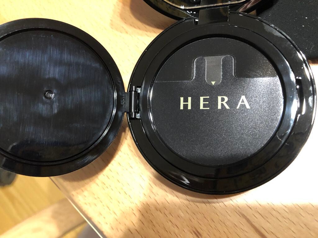 ブラック クッション/HERA/クッションファンデーションを使ったクチコミ(3枚目)
