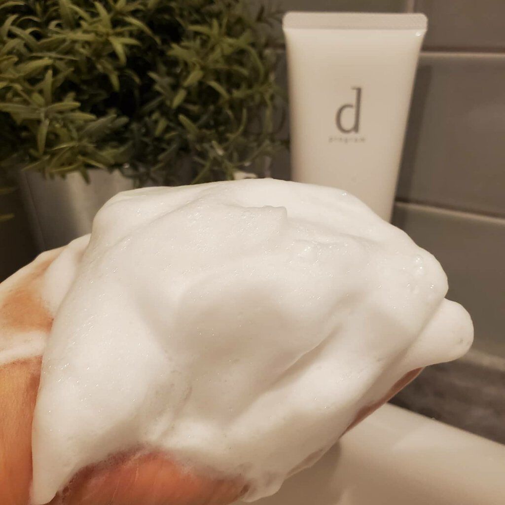 エッセンスイン クレンジングフォーム/d プログラム/洗顔フォームを使ったクチコミ（3枚目）