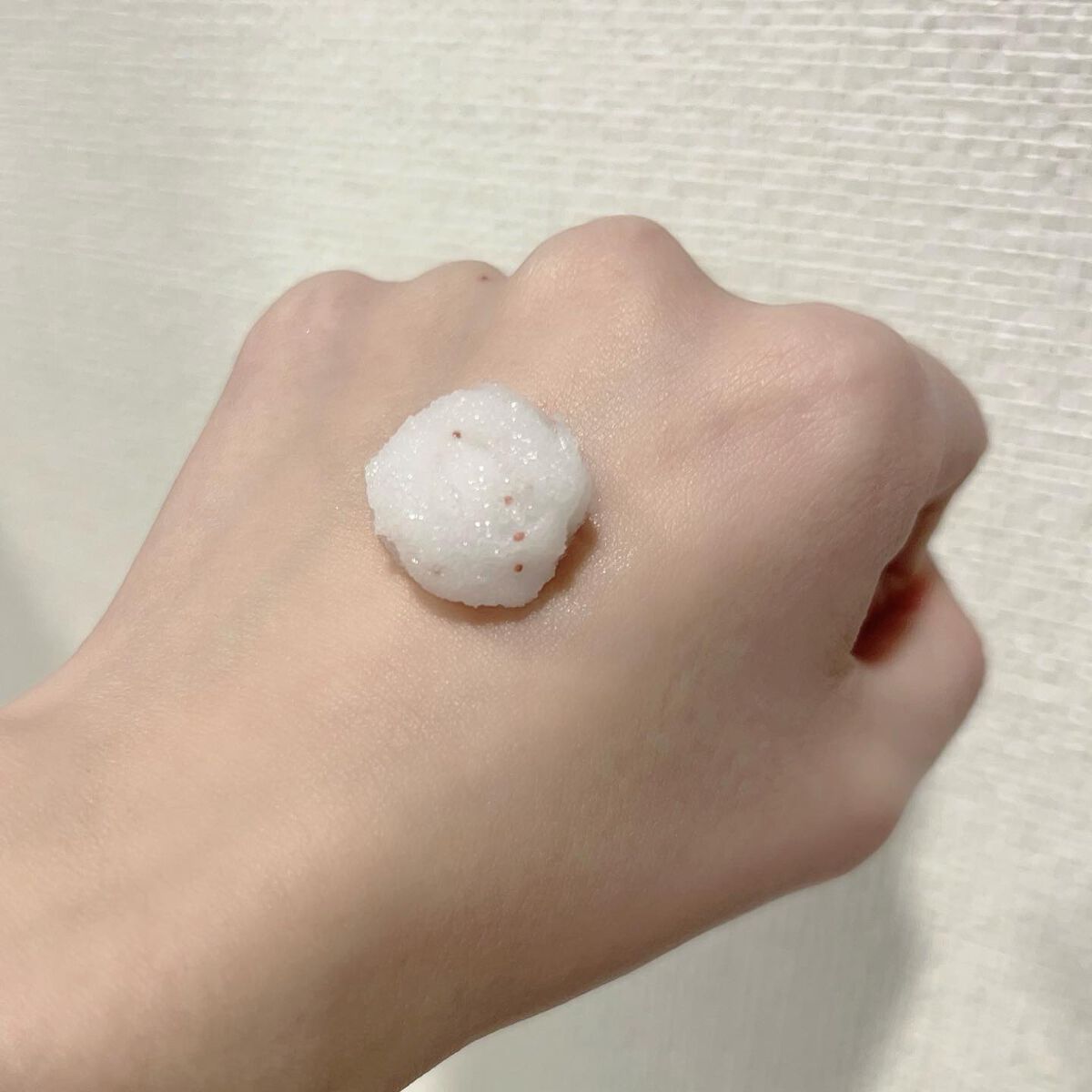 バストスクラブクリーム/yorumee/バスト・ヒップケアを使ったクチコミ(2枚目)