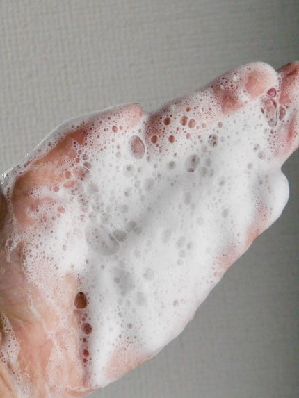 3番 酒かす酵素風呂ゴマージュ洗顔料/numbuzin/スクラブ・ゴマージュを使ったクチコミ(3枚目)