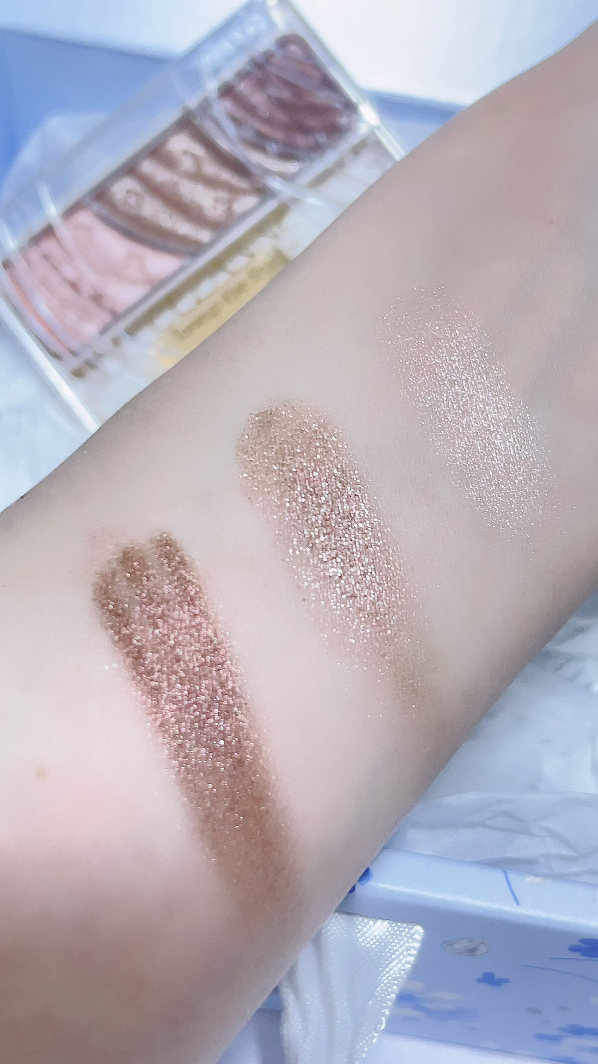 トーンアップアイシャドウ/CEZANNE/アイシャドウパレットを使ったクチコミ（3枚目）