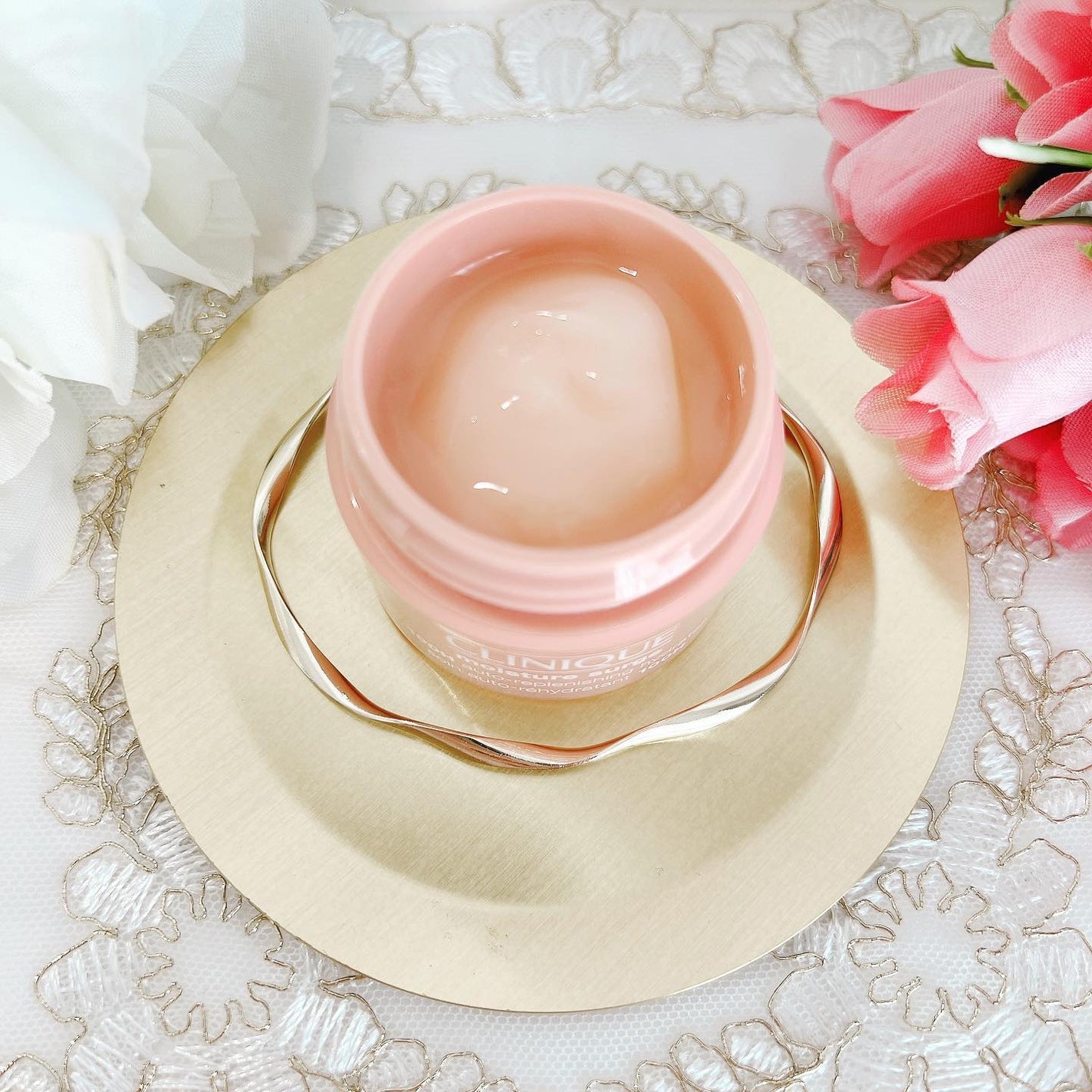 モイスチャー サージ ジェルクリーム 100H/CLINIQUE/フェイスクリームを使ったクチコミ(2枚目)