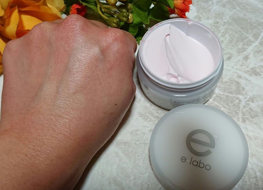 イーラボシャイニングパールプチ 薬用ボディピンク/脱毛ラボ/ボディクリームを使ったクチコミ(4枚目)