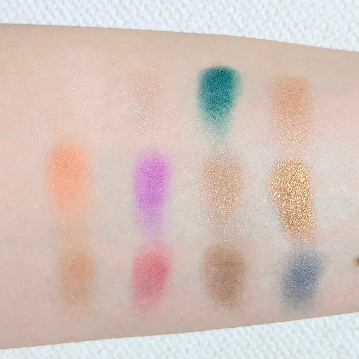 トゥエルブカラー アイシャドウ/LionWell（ライオンウェル）/アイシャドウパレットを使ったクチコミ（3枚目）