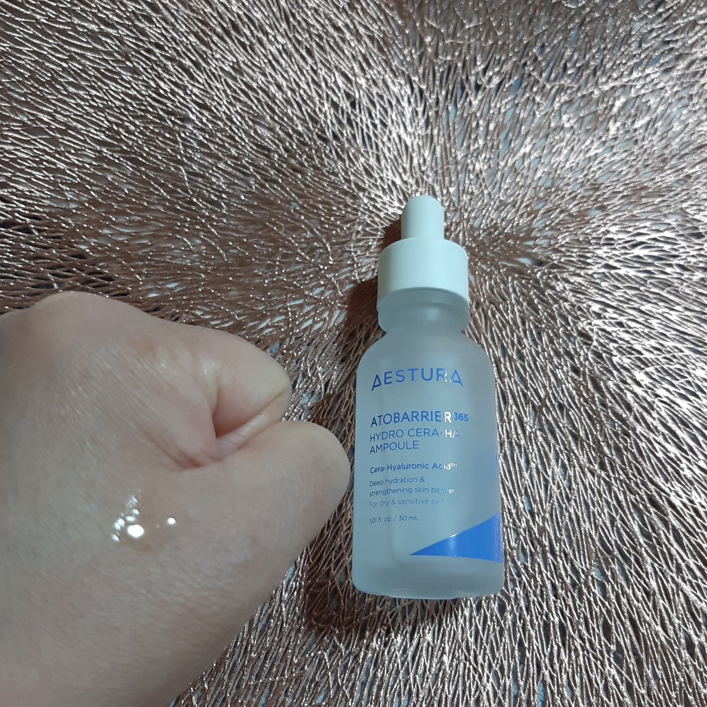 ANGY888 on LIPS 「アトバリア365セラヒアルセラムは、セラミドとヒアルロン酸配合..」(2枚目)