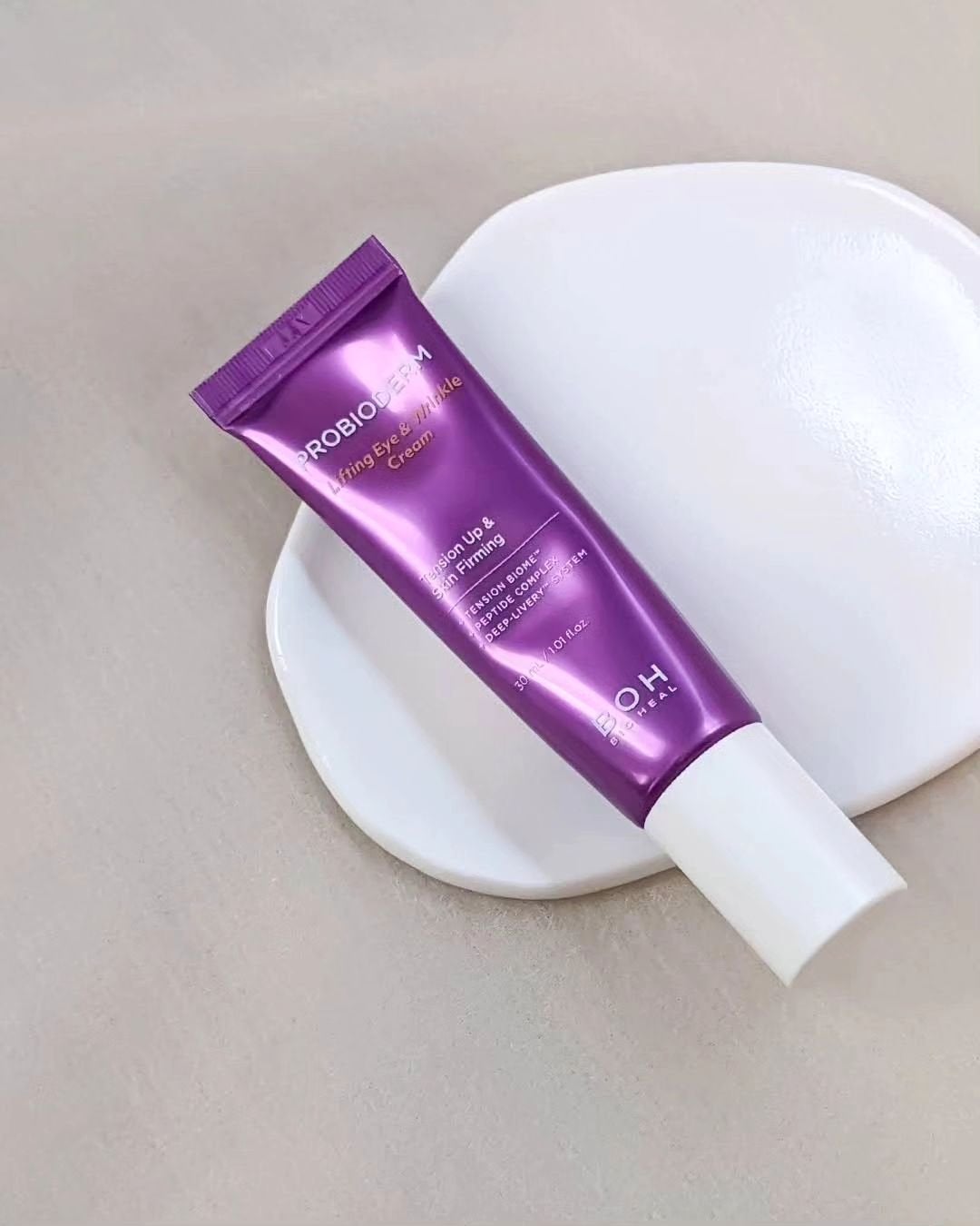 プロバイオダーム リフティング アイリンクルクリーム/BIOHEAL BOH/アイケア・アイクリームを使ったクチコミ(1枚目)