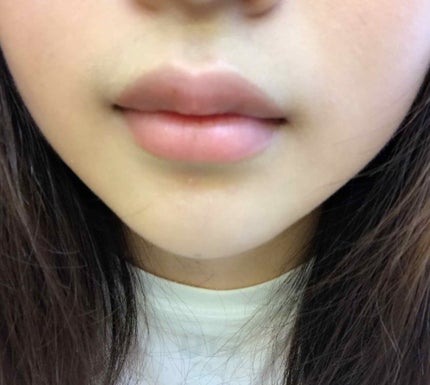 ルージュ ヴォリュプテ シャイン/YVES SAINT LAURENT BEAUTE/口紅を使ったクチコミ(2枚目)