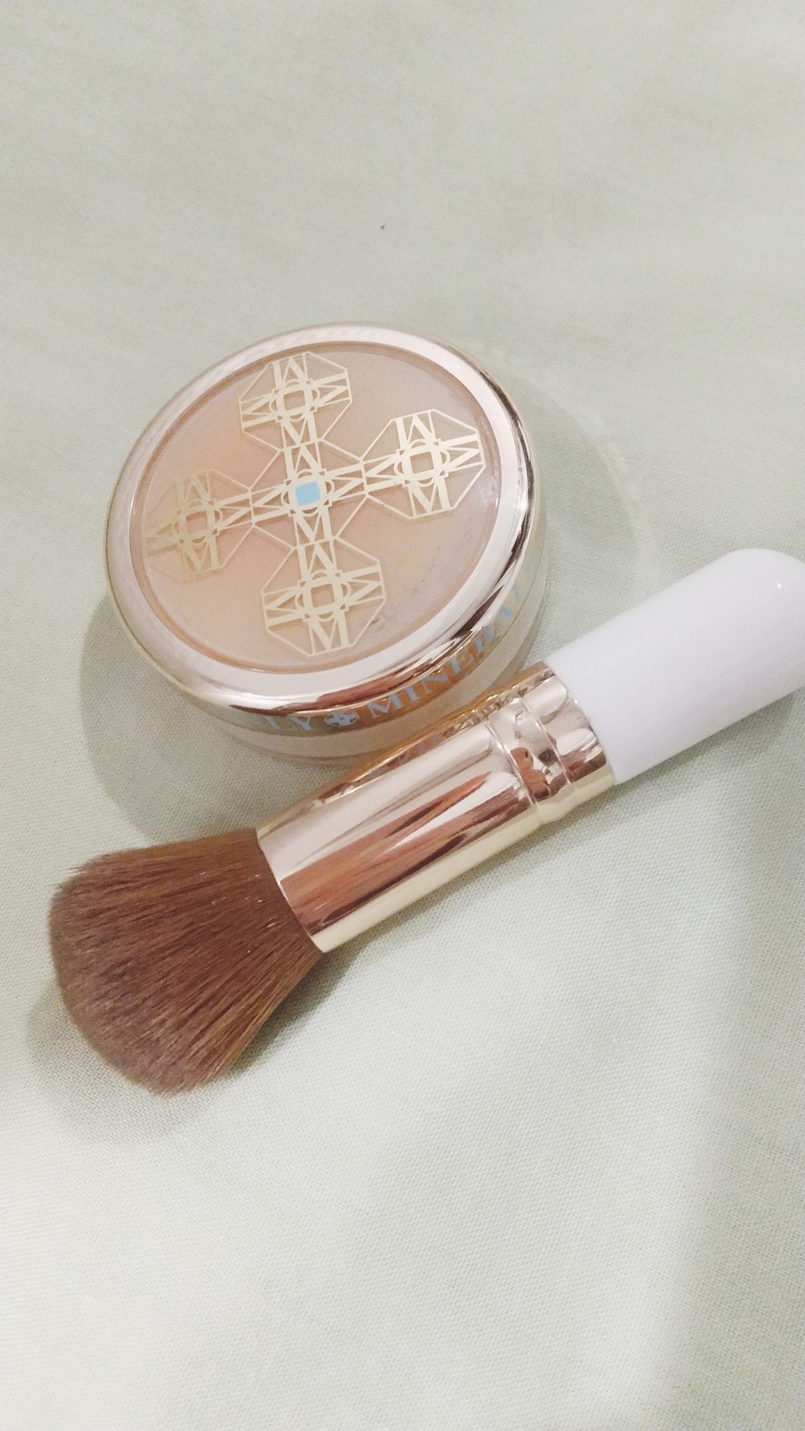 薬用ホワイトニングファンデーション/ONLY MINERALS/パウダーファンデーションを使ったクチコミ(1枚目)