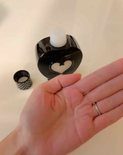 スイ ブラック メイクアップ ウォーター/ANNA SUI/化粧下地を使ったクチコミ(1枚目)