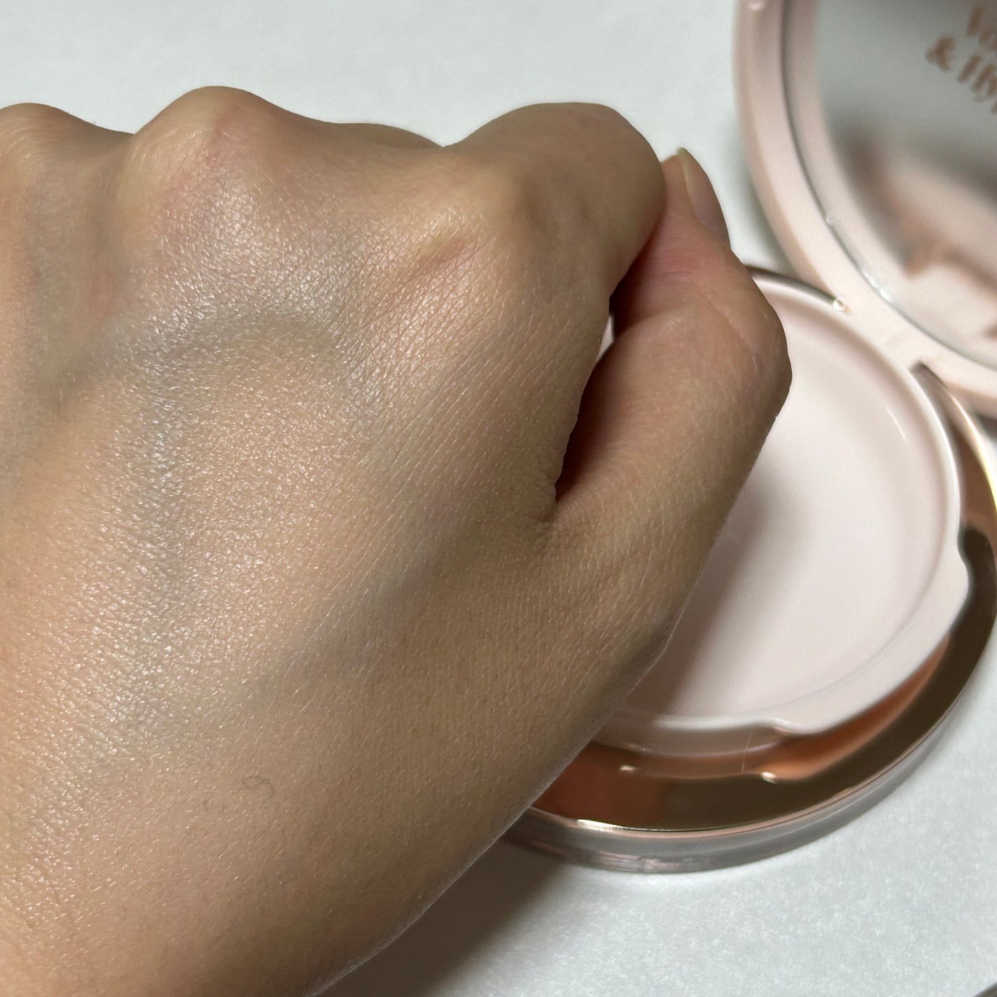 エスポア ビーグロー ボリュームクッション/espoir/クッションファンデーションを使ったクチコミ(3枚目)