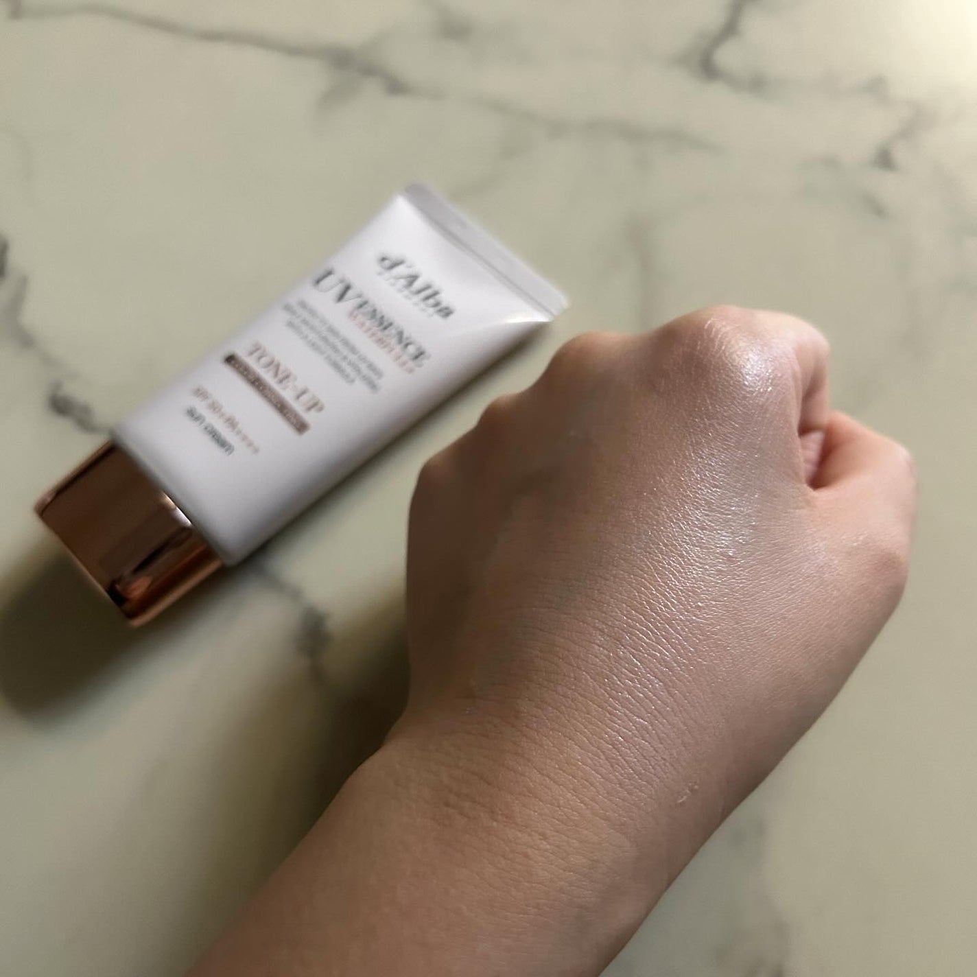 ウォータフルトーンアップサンクリーム/ダルバ/日焼け止めクリームを使ったクチコミ(5枚目)