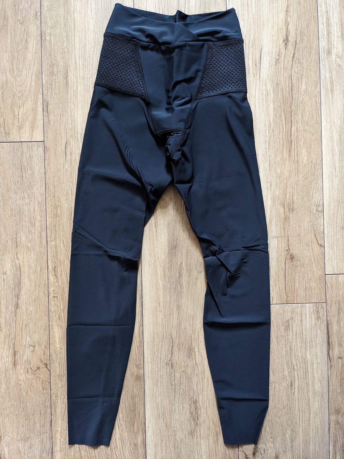 コスメ大好き☆きらら on LIPS 「住友ゴム工業株式会社さんのナチュアシストのV字ウエストロング丈..」(4枚目)