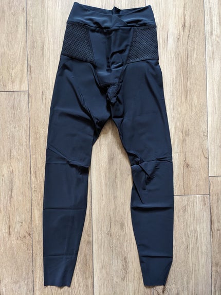 コスメ大好き☆きらら on LIPS 「住友ゴム工業株式会社さんのナチュアシストのV字ウエストロング丈..」(4枚目)