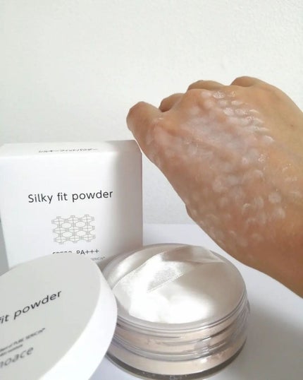 lili on LIPS 「【【コモエース】リンクルリペアBB・シルキーフィットパウダーセ..」(9枚目)