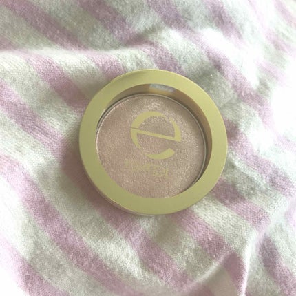 シャイニーシャドウ N/excel/単色アイシャドウを使ったクチコミ(1枚目)