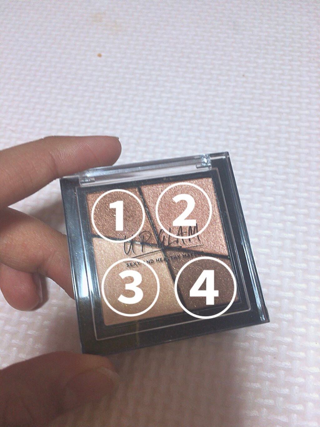 UR GLAM VELVET EYE COLOR PALETTE/U R GLAM/アイシャドウパレットを使ったクチコミ(2枚目)