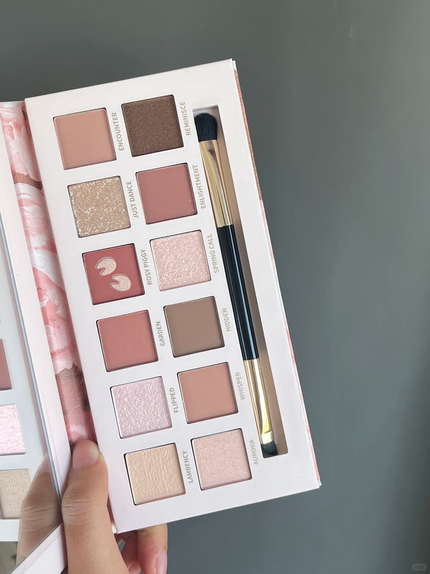 エクスプローラ12色 動物アイシャドウパレット/PERFECT DIARY/アイシャドウパレットを使ったクチコミ（1枚目）